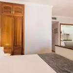 Ξενοδοχείο με διαμερίσματα Ilunion Costa Sal Lanzarote 4*