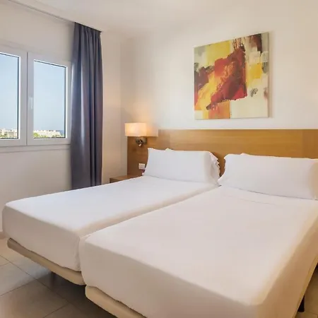 アパートホテル Ilunion Costa Sal Lanzarote 4*