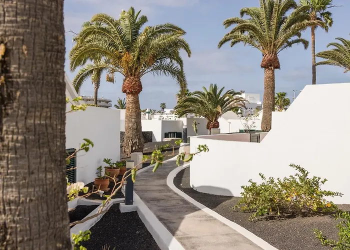 Ilunion Costa Sal Lanzarote Aparthotel 4*