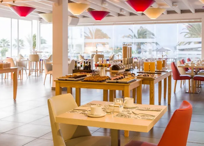 Апарт-отель Ilunion Costa Sal Lanzarote 4*